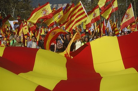 V Katalánsku demonstruje 1 milion panl za jednotné panlsku.