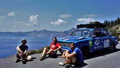Crater lake a celá posádka igulíka. Pes Severní Ameriku jsme cestovali ve...