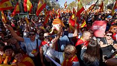 V Barcelon proti katalánské nezávislosti protestuje milion lidí.