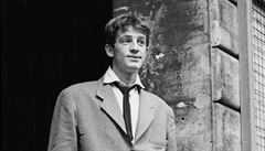 Jean-Paul Belmondo  jako tiadvacetiletý v den pijímacích zkouek na...