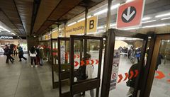 Vchod do metra. | na serveru Lidovky.cz | aktuální zprávy