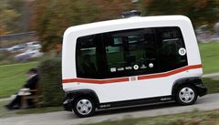 Deutsche Bahn zahájily provoz autonomního autobusu.