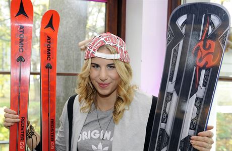 Lyaka a snowboardistka Ester Ledecká vystoupila 1. listopadu v Praze na...