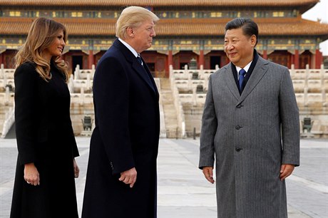 Americký prezident Donald Trump se s manželkou Melanii setkal s čínským...