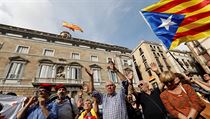 Lid protestuj na nmst Sant Jaume v Barcelon.