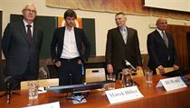Prezidentská debata na Právnické fakultě (zleva): Jiří Drahoš, Marek Hilšer,...