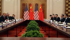 Firmy z USA a Číny podepsaly kontrakty za 250 miliard dolarů. Na ropu, letadla či mikročipy
