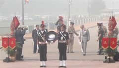 Smog zahalil i návtvu prince Charlese v halvním mst Indie.