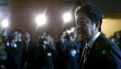 Japonským premiérem byl počtvté zvolen Šinzó Abe