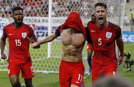 Anglití fotbalisté chtjí na MS triumfovat, nic jiného neberou.