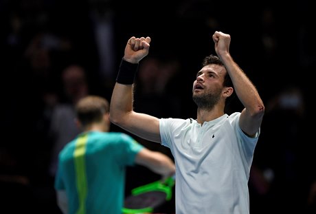 Grigor Dimitrov slaví triumf na Turnaji mistr�.