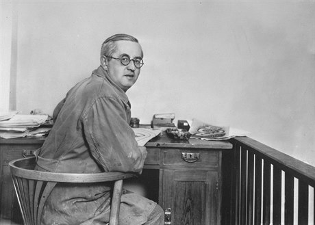 Josef Čapek při práci v roce 1930.
