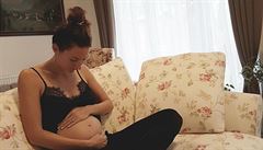 Těhotná Denisa Rosolová.