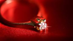 V Karlových Varech byl ukraden briliantový prsten za 1,5 milionu