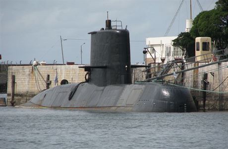 Argentinská ponorka ARA San Juan v pístavu.