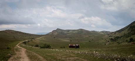 Krásná cesta pes pohoí do vesnice Ranquitte-Pvodní prales si ale musíte...