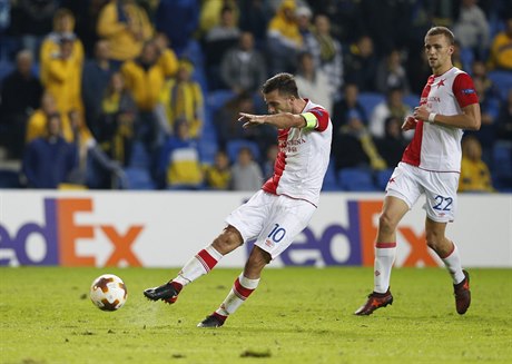 Maccabi Tel Aviv vs. Slavia Praha: Josef Hubauer stílí.