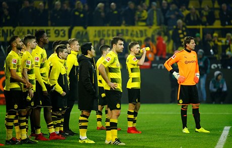 Fotbalisté Borussie Dortmund nechápou, jak mohli ztratit vedení 4:0 v derby...