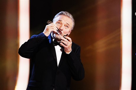 Karel Gott si i tento rok odnesl titul Český slavík v kategorii zpěváků.