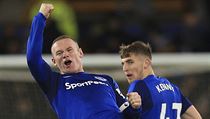 Everton vs. West Ham United: Wayne Rooney slaví jeden ze tří svých gólů v sítí...