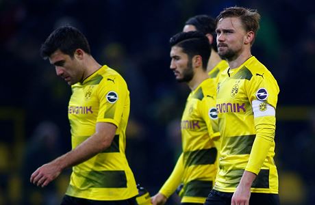Borussia Dortmund vs Werder Brémy. Zklamaní hrái domácího celku po zápase.
