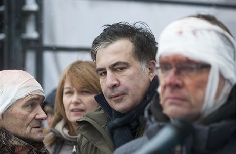 V souasnosti vytváí podporovatelé Saakaviliho v Kyjev barikády a snaí se...