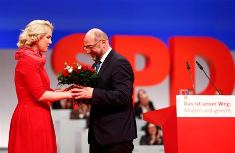 Do ela strany SPD byl opt zvolen Martin Schulz.