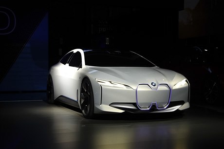 Koncept elektrického vozu BMW i Vision Dynamics.