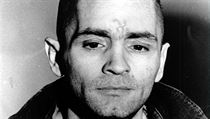 Charles Manson si ve vězení nechal vytetovat na čelo X, později ho změnil na...
