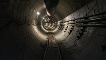 Prvn tunel vyraen spolenost Boring Company v Los Angeles.