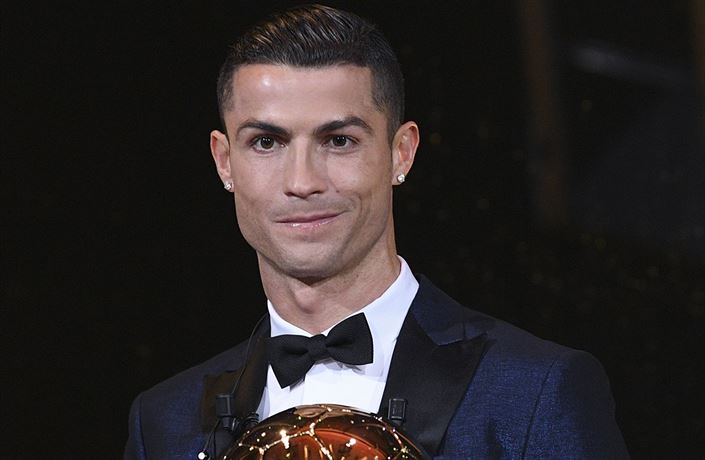 Cristiano Ronaldo je podruhé za sebou nejlepším sportovcem Evropy | Fotbal  | Lidovky.cz