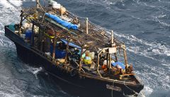 Japonci nacházejí čím dál více ‚lodí duchů‘. Umírají v nich zoufalí rybáři z KLDR