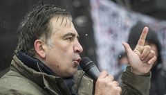 Gruznsk exprezident Saakavili m znovu ukrajinsk obanstv. Vrtil mu ho Zelenskyj