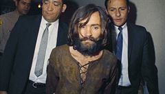 Mnoho lidí nechápalo, jak mohl Manson zmanipulovat mladé lidi k zabíjení.