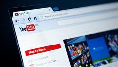 YouTube najme až 10 tisíc lidí. Budou odstraňovat násilná a extremistická videa