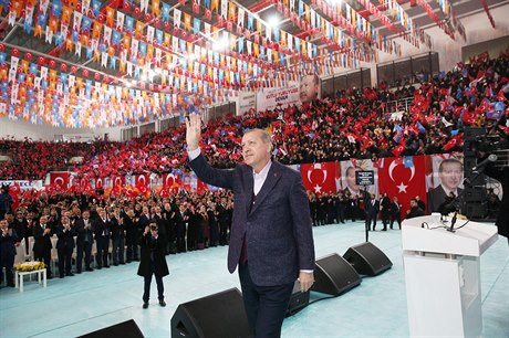 Erdogan na kongresu vládní Strany spravedlnosti a rozvoje.