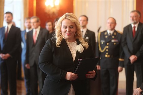 Klára Dostálová - ministryn pro místní rozvoj