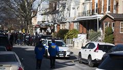 Policije v Brooklynu zbalokovala ulici, kde údajn útoník Ullah bydlel.