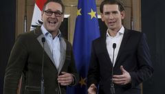 Heinz-Christian Strache, pedseda FPÖ, a Sebastian Kurz, dosavadní ministr...