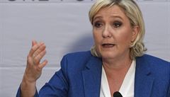 Francouzská pravicov-nacionalistická politika Marine Le Penová na konferenci...