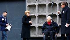 Kancléka Angela Merkelová a Berlinský starosta Michael Mueller behm ceremonie...