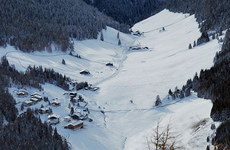 Vesnice v Alpách (ilustraní foto)