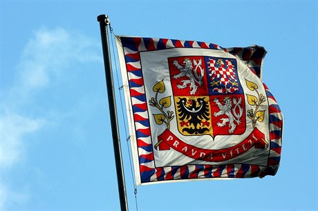 Vlajka prezidenta republiky - prezidentská standarta.