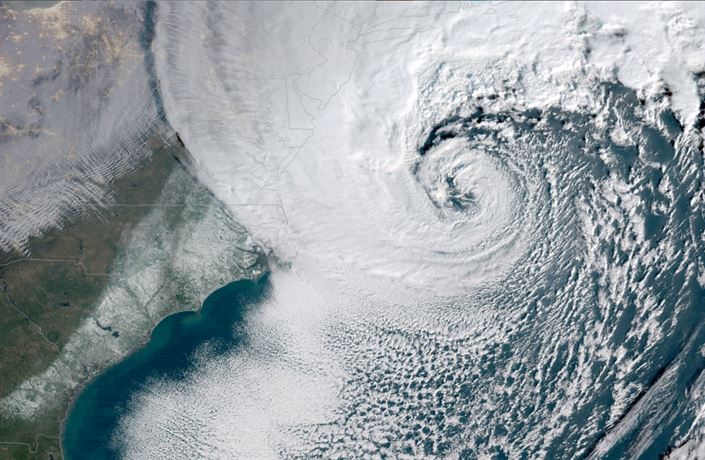 Cyklonová bomba zasáhla USA.