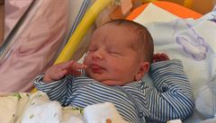 Narodil se v první minut po plnoci v porodnici v Kadani.