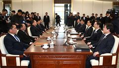 Jednání mezi zástupci Pchjongjangu a Soulu v Pchanmundomu.