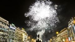 VIDEO: Vybuchujc Vclavsk nmst. Podvejte se, jak Praha slavila pchod roku 2018