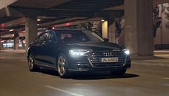 Nové Audi A8: Revoluce v designu, komfortu a technologiích.