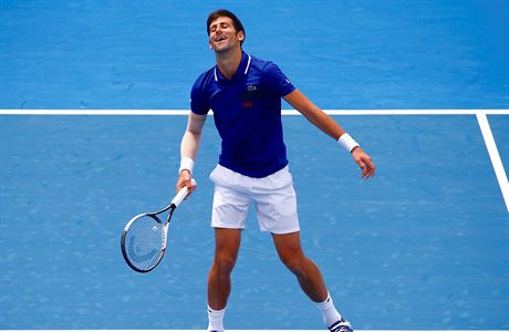 Novak Djokovi loni na Wimbledonu.