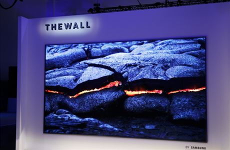 Samsung pedstavil The Wall, 146palcovou modulrn televizi s Micro LED...
